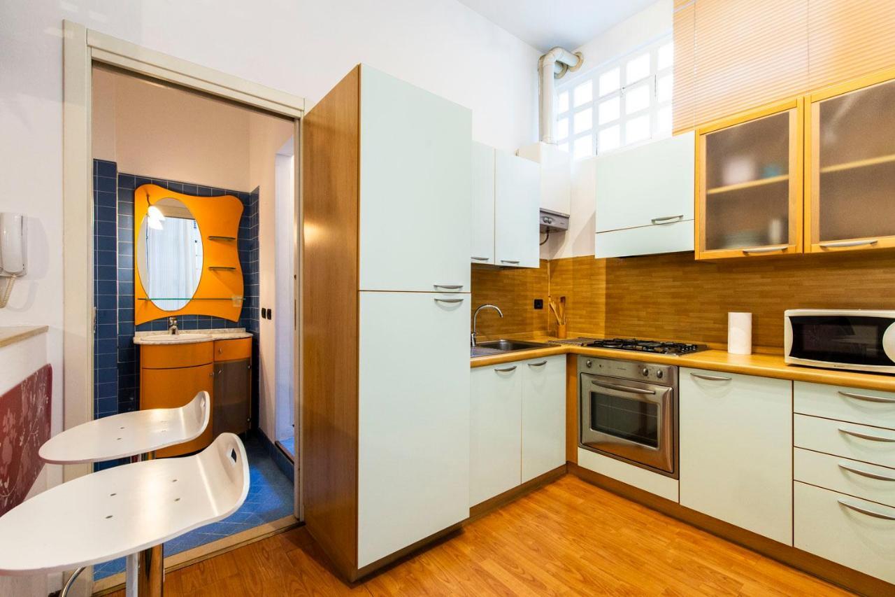 Extensive Terrace Navigli Toy Artistic Apartment Milano Exterior foto